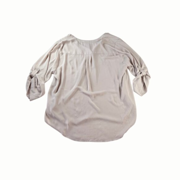 Lane Bryant "Harper" Shear Top Size 2, 3/4 sleeve - Picture 3 of 7